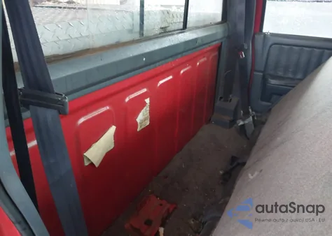 1993 Dodge Dakota from USA, damaged, VIN 1B7FL26X5PS261379